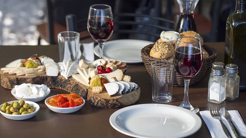 inside_0006_Culinary_Vacation_Galilee_1397X735-min